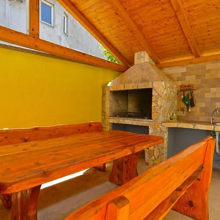 Apartment Smiljan 1466