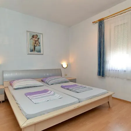 Apartment Smiljan 1466 Pula