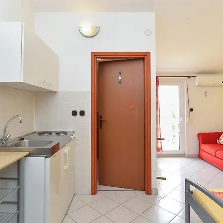 Smiljan 1466 Apartment